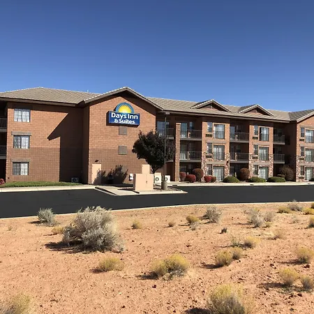 Days Inn & Suites By Wyndham Page Lake Powell-3