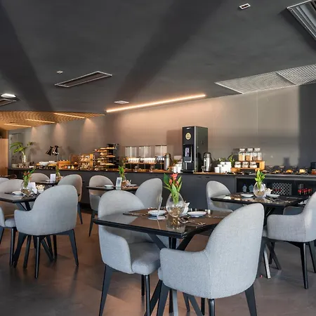 Icon Hotel By Welkom-2