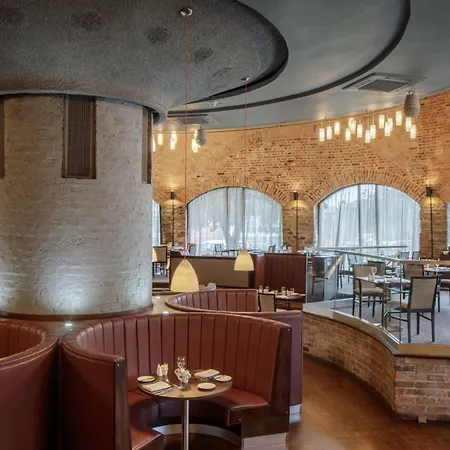 Doubletree By Hilton Bristol City Centre-3
