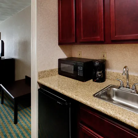 Holiday Inn Express & Suites Smithfield - Providence By Ihg-3
