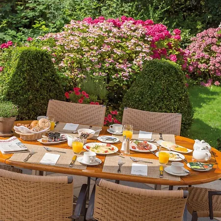 Hotel Oranien Wiesbaden-3