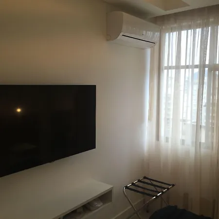 Leblon Flat-2