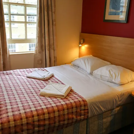 Colliers Hotel-3