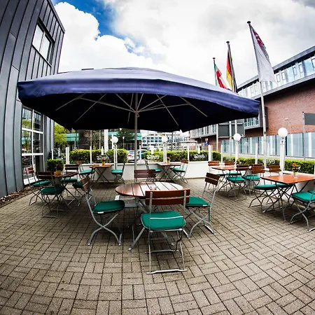 Ramada By Wyndham Bottrop City-2