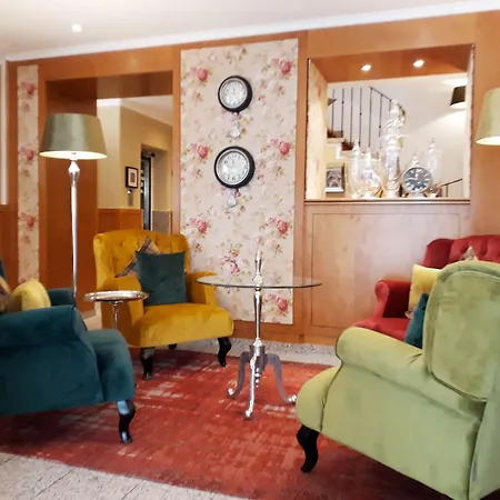 Boutique Hotel Sir & Lady Astor - The Charming City Hotels-3