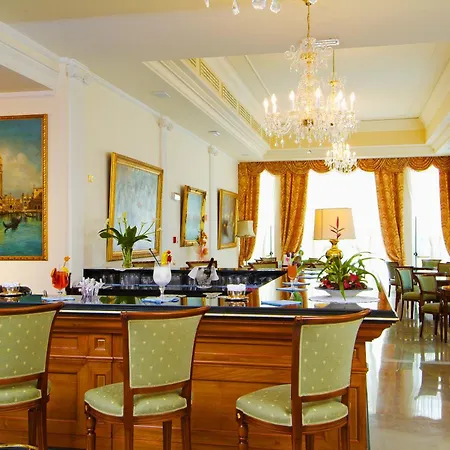 Hotel La Residence & Idrokinesis - Thermal Rehab-3