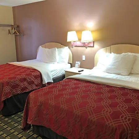 Econo Lodge Beatrice-3