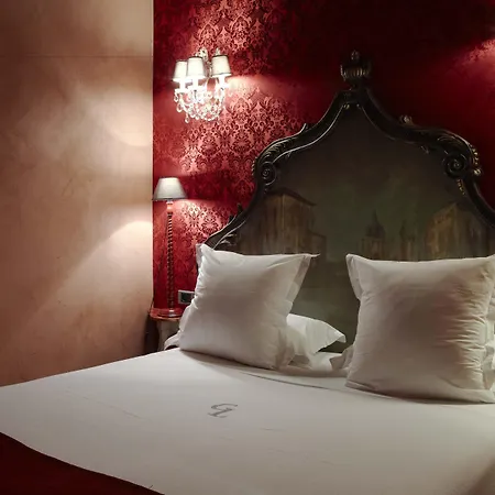Cour Des Loges Lyon, A Radisson Collection Hotel-3
