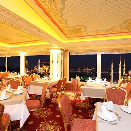 Deluxe Golden Horn Sultanahmet Hotel-3