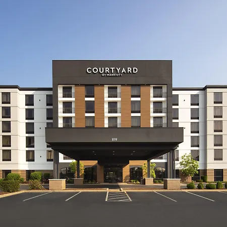 Courtyard Louisville Airport-3
