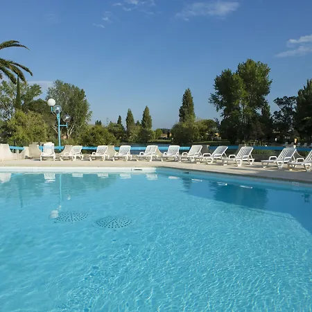 Hotel Club Village Camarguais-3