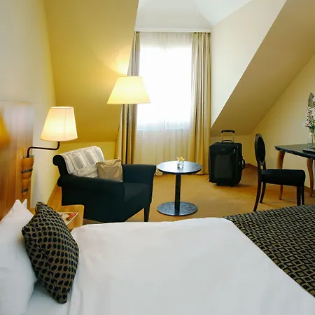 Dream Castle Hotel Marne La Vallee-2