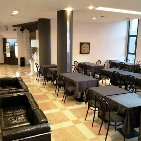 Hotel Martini-3
