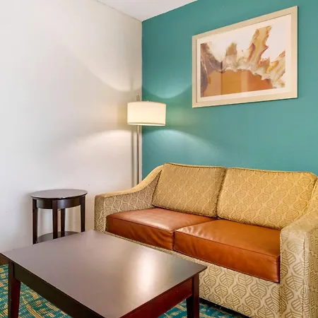 Comfort Inn & Suites Fort Lauderdale West Turnpike-3