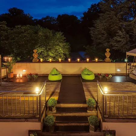 Nells Park Hotel-2