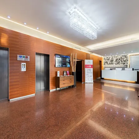 Hotel Delfino Venezia Mestre-3