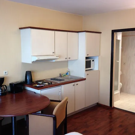 B-Aparthotel Montgomery-2