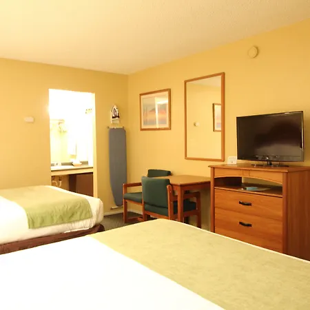 Oakhurst Lodge-2