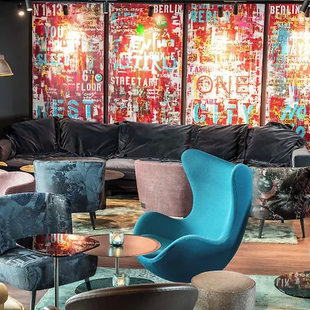 Motel One Berlin-Mitte-3