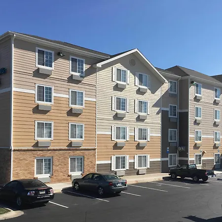 Woodspring Suites Lincoln Northeast I-80-3