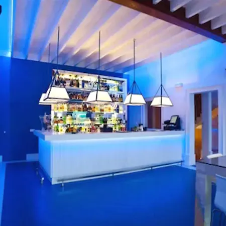 Hostal Hpc Porto Colom-2