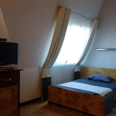 Hotel Monopol-3