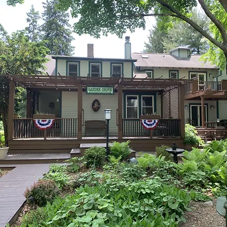 Garden Grove Inn Bed And Breakfast-3