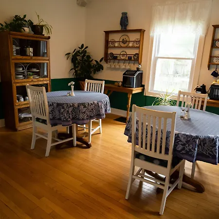 Garden Grove Inn Bed And Breakfast-2