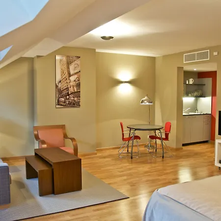 Mas Aparthotel Eu-3