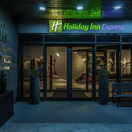 Holiday Inn Express Dublin-Airport By Ihg-2