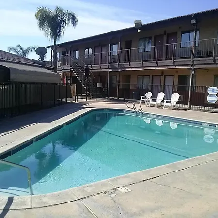 Best Economy Inn & Suites-2