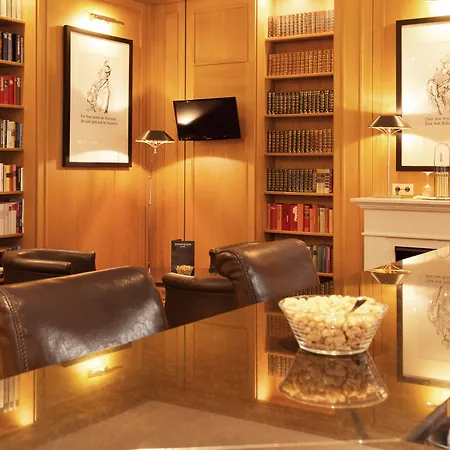 Townhouse Hotel-3