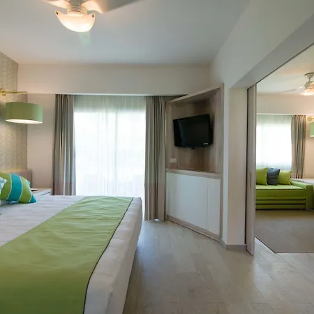 Grand Sirenis Punta Cana Resort & Aquagames-3