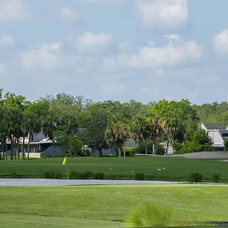 Emerald Greens Condo Resort-2