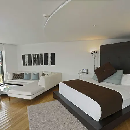 Le Parc Hotel, Beyond Stars-3