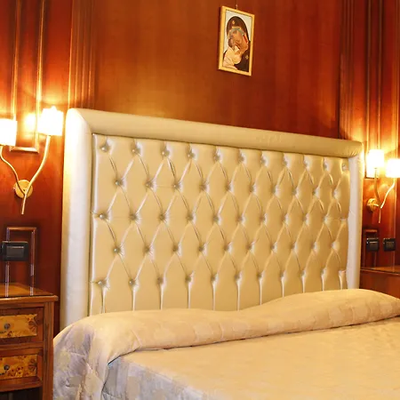 Boutique Hotel Trevi-3