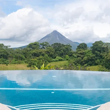 Hotel Arenal Lodge-3