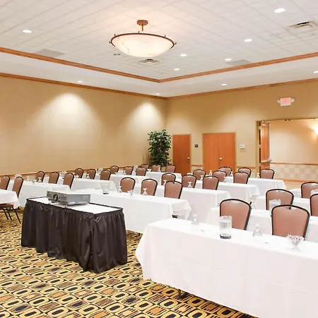 Hampton Inn & Suites Columbia At The University Of Missouri-2