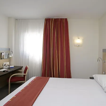 Holiday Inn Express Málaga Airport, an IHG Hotel-3
