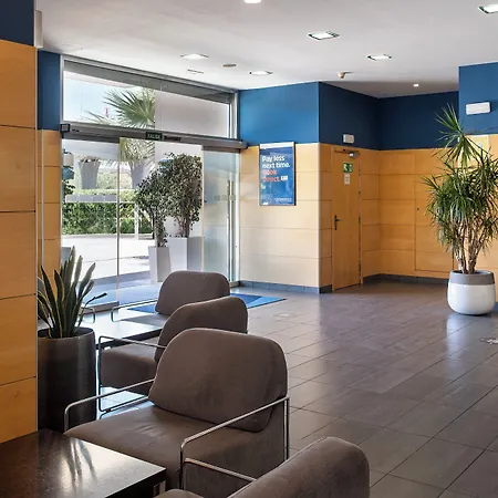 Holiday Inn Express Málaga Airport, an IHG Hotel-2
