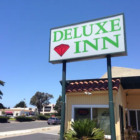 Deluxe Inn-3