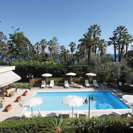 Hotel Paradiso-2
