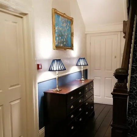 Powys Lodge-3