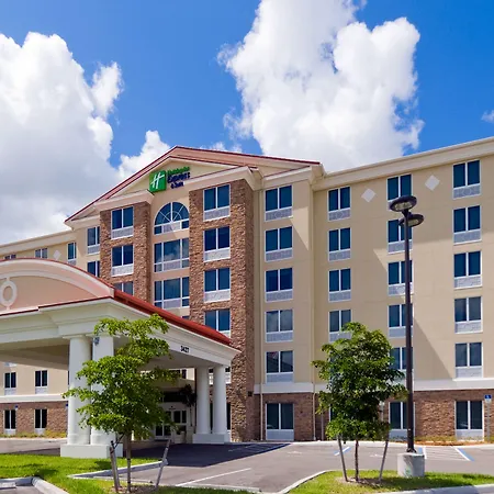 Holiday Inn Express Hotel & Suites Fort Myers East - The Forum By Ihg-3