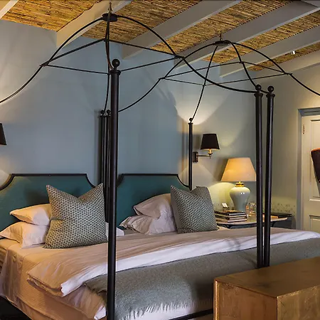 Akademie Street Boutique Hotel-2