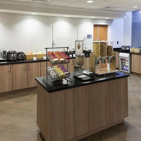Fairfield Inn & Suites By Marriott Austin Parmer Tech Ridge-3