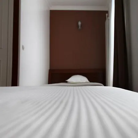 Hotel Briand Devient Hotel Ipl-3