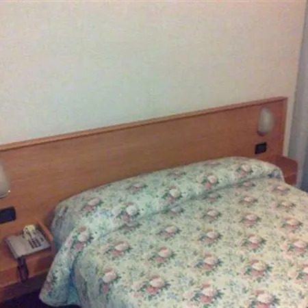 Hotel Engadina-2