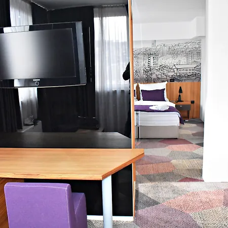 Hotel City View Deluxe-2