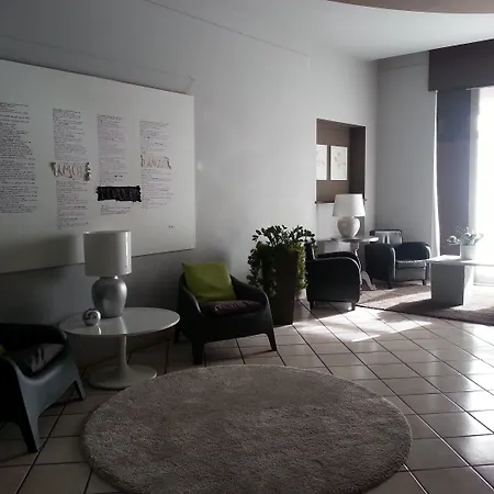 Bert Hotel-3